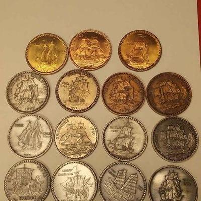 https://www.ebay.com/itm/124140012712 Box070AG LOT OF 15 KREWE OF POSEIDON BRONZE HEAVIES MARDI-GRAS THROWS. SHIPS ON REVERSE $15.00