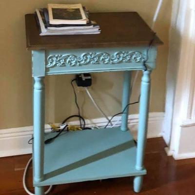 PA028 Large Table Turquoise and Wood $55 .
We will not hold unless Paid for
Venmo @Rafael-Monzon-1
PayPal: Agesagoestatesales@gmail.com...