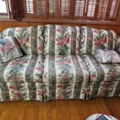 Floral 3 Seat Couch with 2 Pillows