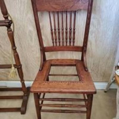Ornate Wooden Chair - DIY