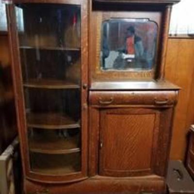 Antique Display Cabinet with Dovetail and Original Key