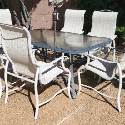 *PRESALE* #20 - Patio Table. Metal Frame w/ Glass Top, w/ 6 Chairs In Great Condition, 66