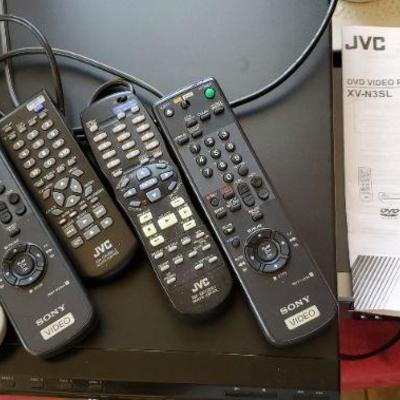 *PRESALE #74 - Lot 2 DVD players & 1 VHS player ($50/lot)