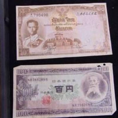2 Pieces of Japanese Currency