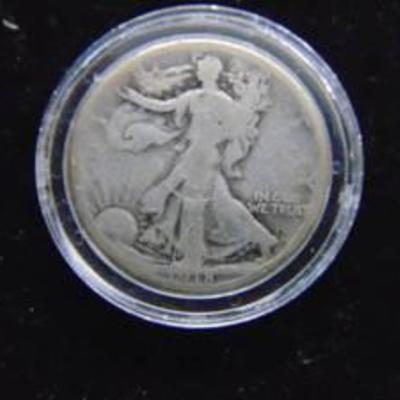 1942 Walking Liberty Half Dollar - Circulated - Ungraded - In Plastic Case