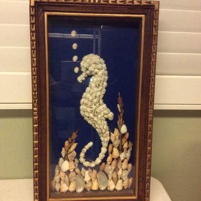 MVF073 Framed 2D Picture Of Seahorse Made Of Sea Shells