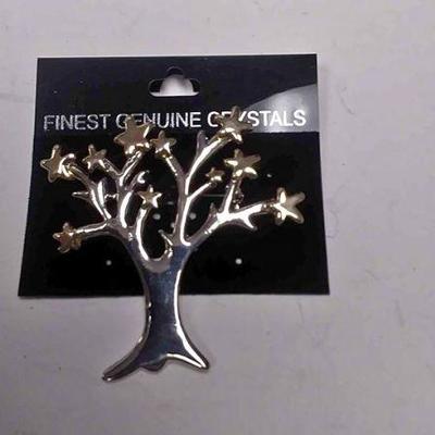 https://www.ebay.com/itm/124141882409 BOX074M COSTUME JEWELRY STAR TREE PIN $5.00