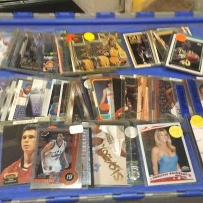 https://www.ebay.com/itm/114167712589 Rxb021 NBA BASKETBALL SPORTS CARD ROOKIE , STARs & INSERT COLLECTION BOX