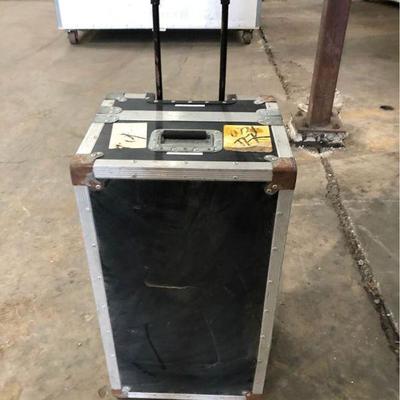 https://www.ebay.com/itm/114160206060 DM5001: Rock Band Gig Rolling Box $95