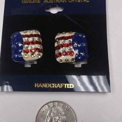 AB0011 Lot - $5 Pay online by Vemno, Paypal, or Square Call for info 504-430-0909 $5 - COSTUME JEWELRY RED, WHITE, & BLUE CLIP ON...