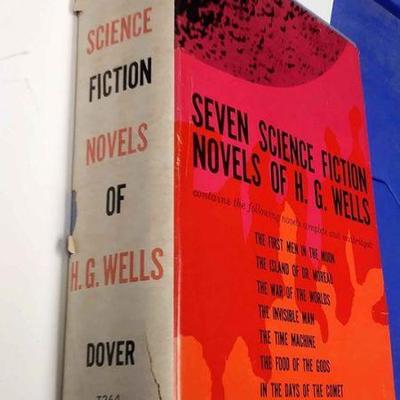 https://www.ebay.com/itm/124140007499 BOX074E VINTAGE HARD COVER BOOK SEVEN SCIENCE FICTION NOVELS OF H. G. WELLS $10.00