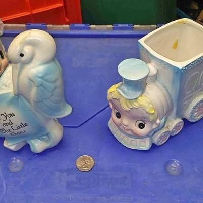 https://www.ebay.com/itm/114160203871 Box70E: VINTAGE 1950S CERAMIC BABY WITH CRIB , CHO-CHO TRAIN $20.00