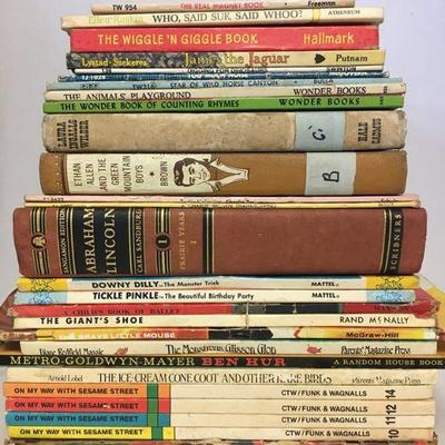 https://www.ebay.com/itm/114154061766 KB0005: Lot of Assorted Children's Books