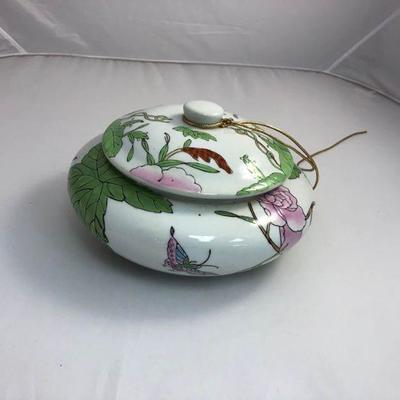 https://www.ebay.com/itm/124124426540 LAN0804: Oriental Low Profile Jar Local Pickup $9