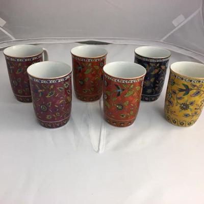 https://www.ebay.com/itm/114158200674 KB0040: 6 Handpainted Mugs/Cups $20