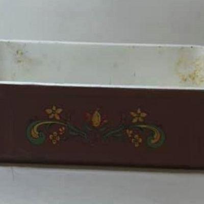 https://www.ebay.com/itm/124143295844 Cma2031: Antique Refridgerator Dish no Lid $8