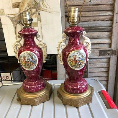 https://www.ebay.com/itm/114161539590 LAN796: Antique Lamp Bases $20