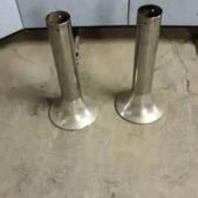 2 ice cream chair bases