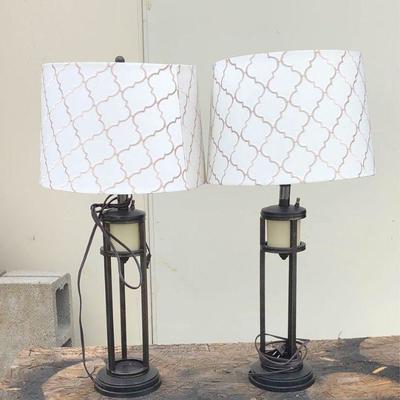 https://www.ebay.com/itm/114186840956	PA040: Tall Metal Lamps $15 each
