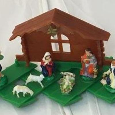 https://www.ebay.com/itm/114198563158	KB0119: Vintage 1963 HARD PLASTIC Claco Expandable Nativity Setc $10
