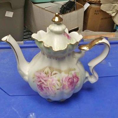 https://www.ebay.com/itm/124139655905	Rxb017 VINTAGE JAPANESE PORCELAIN PAINTED TEA POT MARKED HAND PAINTED NIPPON MADE PRE 1918 $30.00 9...