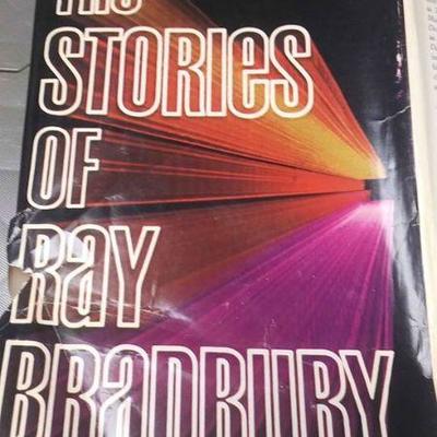 https://www.ebay.com/itm/124156401817	GB4162006 THE STORIES OF RAY BRADBURY HARD COVER $10.00 BOX 70 GB4162006
