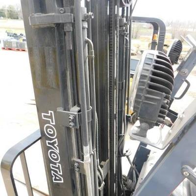 Toyota Electric Fork Lift,