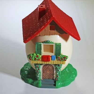 Lot 4 egg