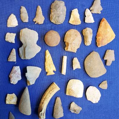 Lot 81: Native American Artifacts  $30