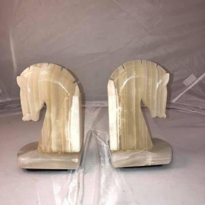 Br9008: Vintage Horse Head Book Ends $18	Pay online by Venmo: @Rafael-Monzon-1, PayPal Email: Agesagoestatesales@Gmail.com, or Square...
