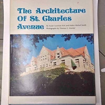 https://www.ebay.com/itm/124158325200	AB0225 THE ARCHITECTURE OF ST. CHARLES AVENUE $25.00 BOX 76 
