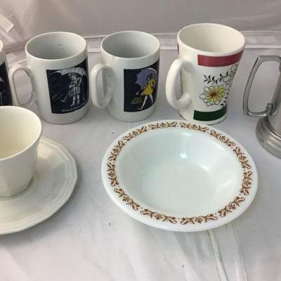BR012:  Lot of Assorted Dishes/Cups (some chipped), 8 pieces $15	Pay online by Venmo: @Rafael-Monzon-1, PayPal Email:...