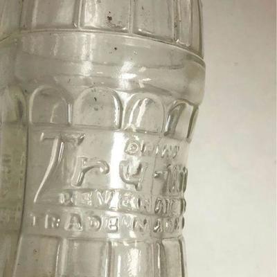 https://www.ebay.com/itm/114199926517	LAN9918 Old Try Me Embossed Soda Bottle 9oz Birmingham AL Vintage $10
