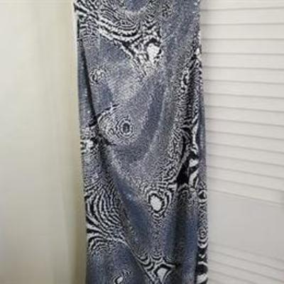 Escada Gorgeous pattern sequined Ladies Evening Gown 
