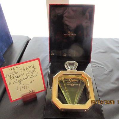 $190.00   GEM BY VAN CLEFF AND ARPELS, PARIS, IN ORIGINAL BOX