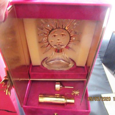 $200.00  SALVADOR DALI/ LEROY SOLEIL 1/2 US FL OZ/ BACCARAT WITH BOX.