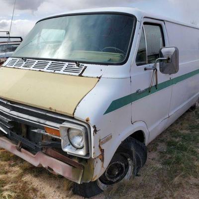 2030	
Dodge Tradesman 200 Van
Dodge Tradesman 200 Van, V.U., Mileage: 55,170
