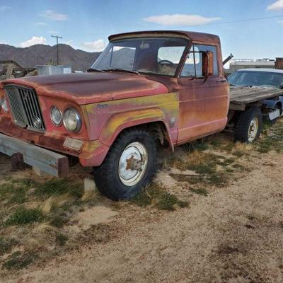 3028: 1962-71 Willy?s Jeep J-200 4x4