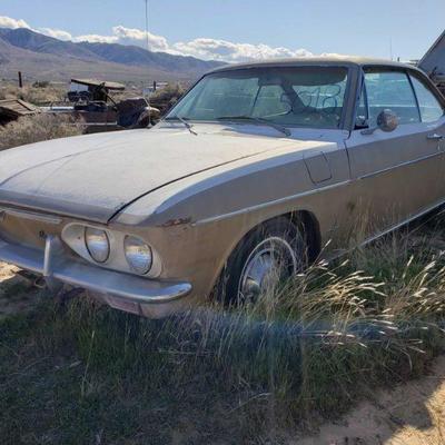 Chevrolet Corvair Monza VIN: 66-10537LOS3967, No Motor
