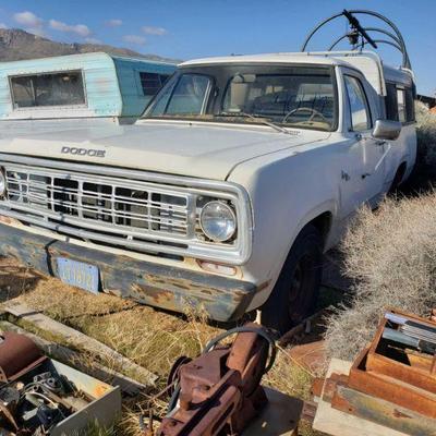 Dodge Custom 150