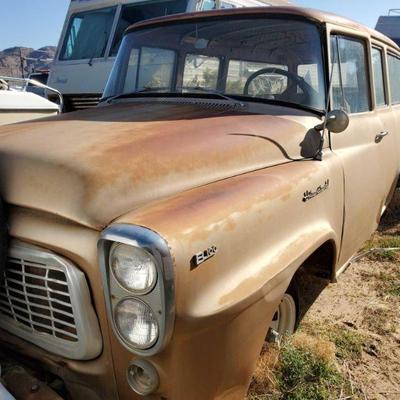 33035: 1958-60 International Harvester Travelall