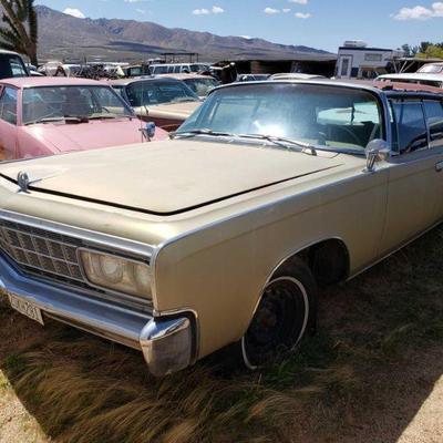 1122	
1966 Chrysler Imperial Crown 4 Door Hardtop
VIN: YM43J63175509 Mileage: 92,550 TMU
Ok to sell.
Non op.