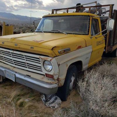 1969 Ford F-350 Flatbed
VIN: F35YRD98279
Clean california title in hand.Currently on non op.
DMV fees: $59 for non op and $70 Doc fees.