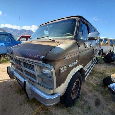 2058	
1983 GMC Vandura 2500 Van
1983 GMC Vandura 2500 Van
Year: 1983
Make: GMC
Model: G2500 Vandura
Vehicle Type: Van
Mileage:
Plate:...