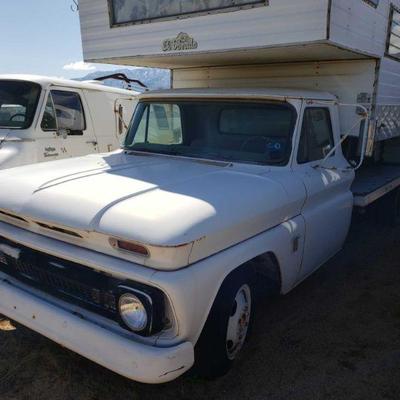 1094	
1964 Chevy C30 with Camper
Vin 4C363H121588 Keys in ignition
Not in estates name.
On non op.