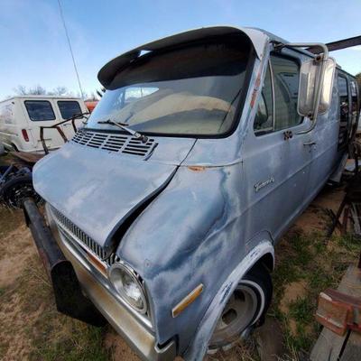 2037	
Dodge Tradesman 200 Van
Dodge Tradesman 200 Van Vin: B11AE2U578392