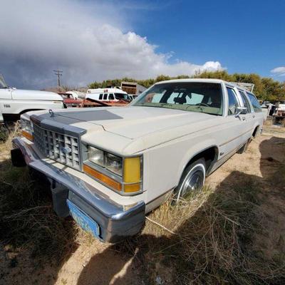 1986 Ford LTD Crown Victoria Wagon
Year: 1986
Make: Ford
Model: LTD Crown Victoria
Vehicle Type: Passenger Car
Mileage: 37,578
Plate:...