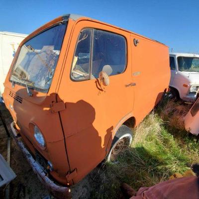2043	
1994 GMC G2500 Diesel Van
Year: 1994
Make: GMC
Model: G2500 Vandura
Vehicle Type: Van
Mileage:
Plate:
Body Type: 3 Door Van; Cargo...