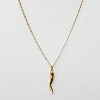 14k Gold Necklace W/ Pendent, 3g
Weighs Approx 3g, measures Approx 21