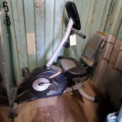 
#3400 â€¢ Weslo Pursuit R 3.2 Exercise Bike 
